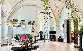 Out Finish Villa Cassi